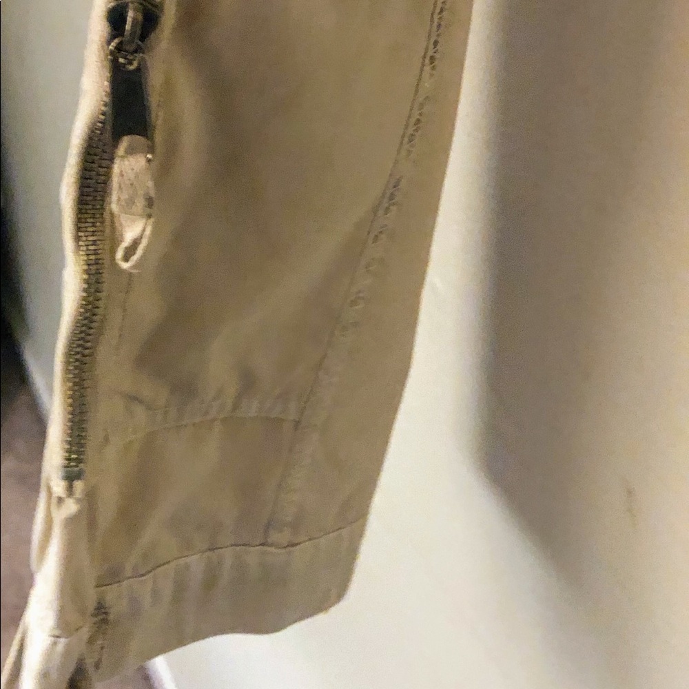 🔥🔥NWT🔥🔥CAVARICCI🔥ADJUSTABLE ANKLE CROPPED - Picture 14 of 15